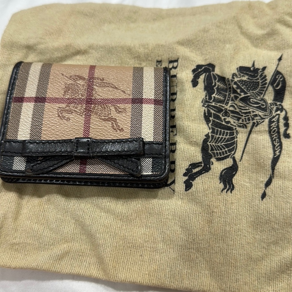 Burberry cards holders